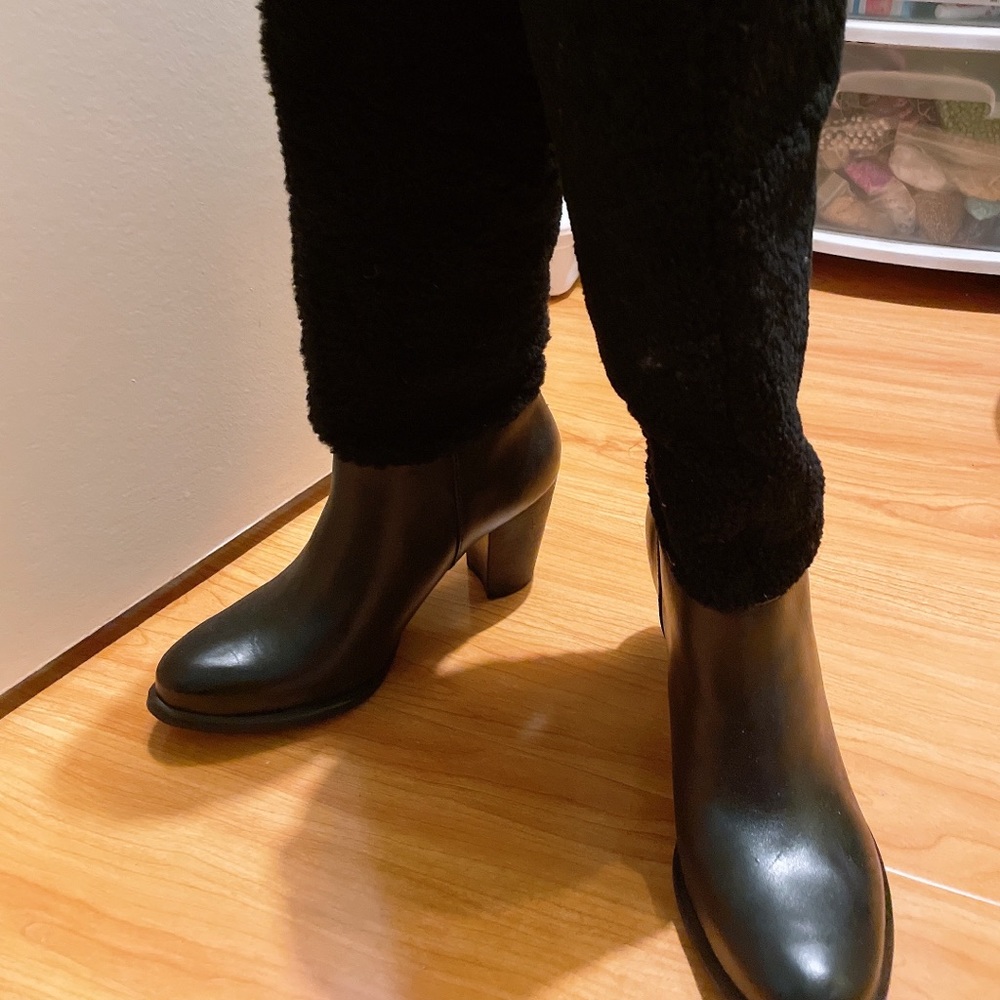 UGG Ava Exposed Fur Chestnut Knee High Heel Boot